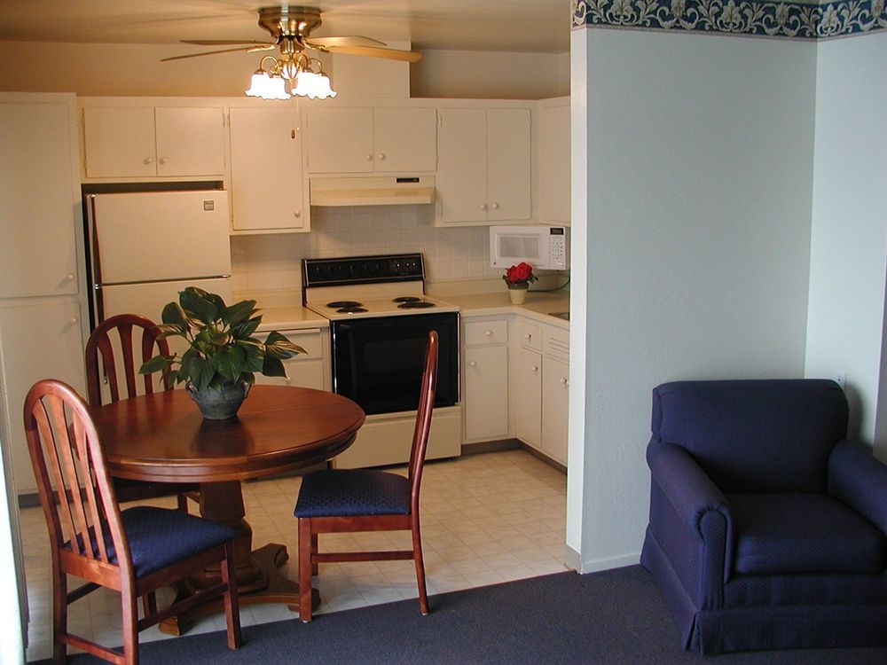 Coral Reef Inn & Condo Suites Alameda Rum bild